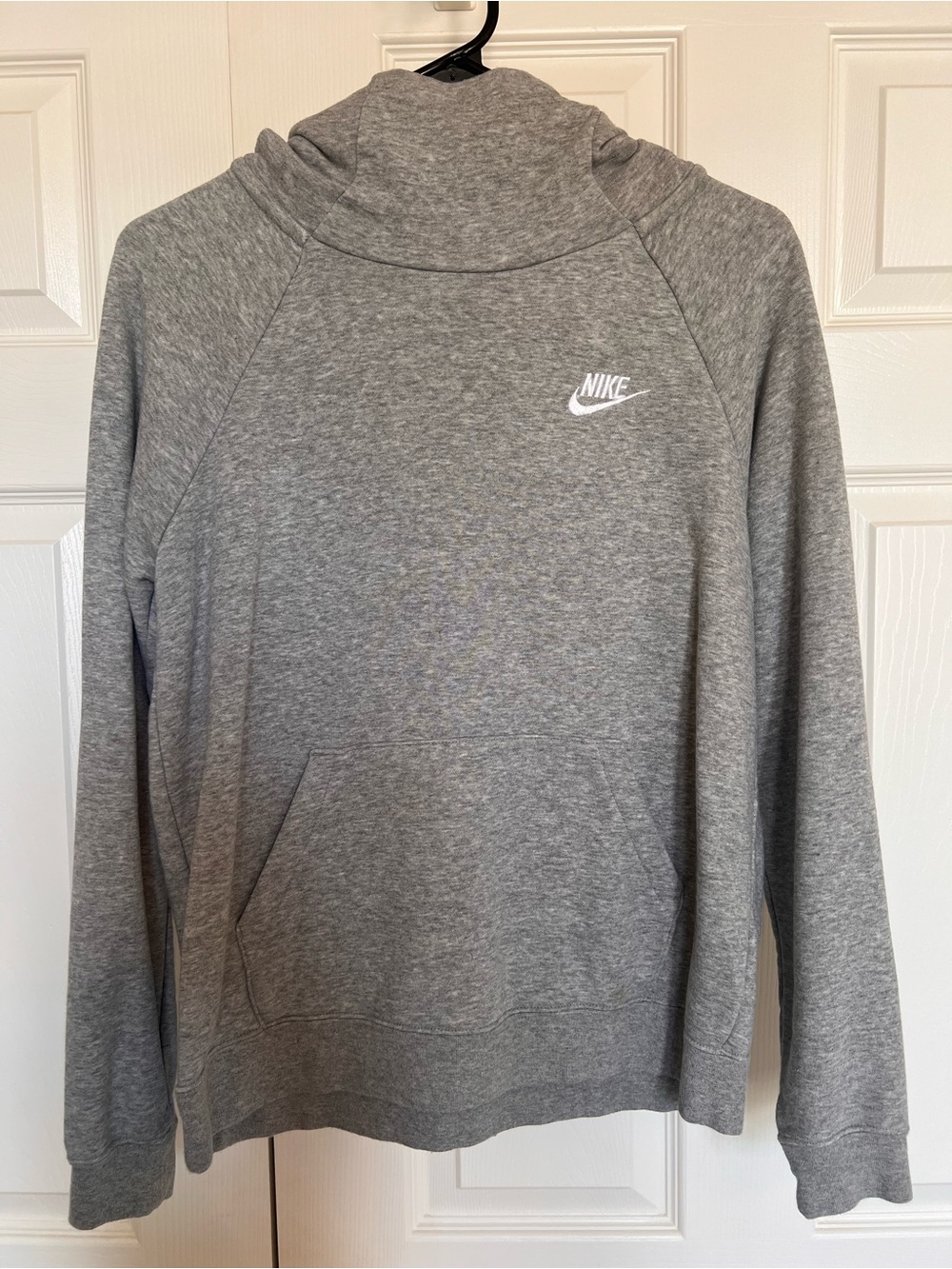 Women’s Nike Gray Fleece Hoodie Size S